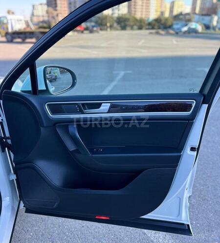 Volkswagen Touareg 2014, 178,000 km - 3.6 л - Ağcabədi
