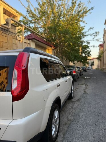 Nissan X-Trail 2013, 210,000 km - 2.5 l - Bakı