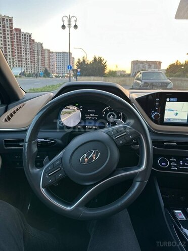Hyundai Sonata-8