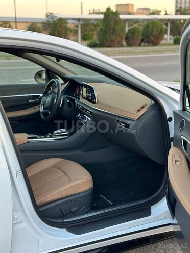 Hyundai Sonata-9