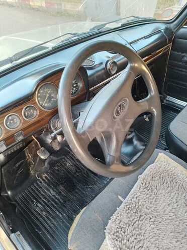 LADA (VAZ) 2106 1990, 80,000 km - 1.6 l - Salyan