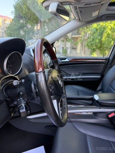 Mercedes ML 350 4MATIC 2010, 170,000 km - 3.5 l - Bakı
