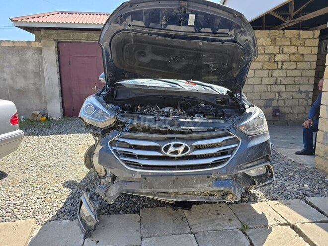 Hyundai Santa Fe 2016, 182,000 km - 2.0 l - Neftçala