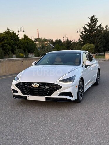 Hyundai Sonata-2