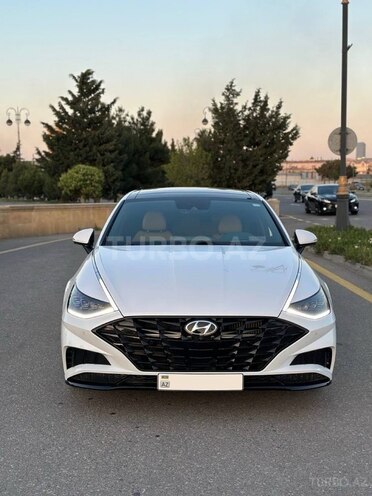 Hyundai Sonata-1