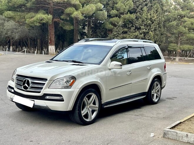Mercedes GL 500 4MATIC 2011, 200,000 km - 5.5 l - Bakı