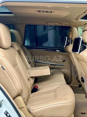 Mercedes GL 500 4MATIC 2011, 200,000 km - 5.5 l - Bakı