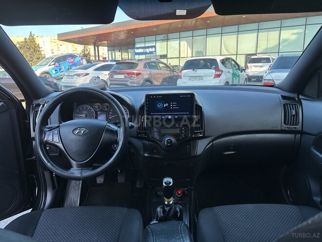 Hyundai i30 2010, 226,000 km - 1.4 l - Bakı