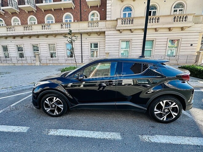 Toyota C-HR 2023, 56,000 km - 1.8 l - Bakı