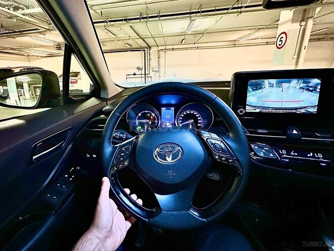 Toyota C-HR 2023, 56,000 km - 1.8 l - Bakı