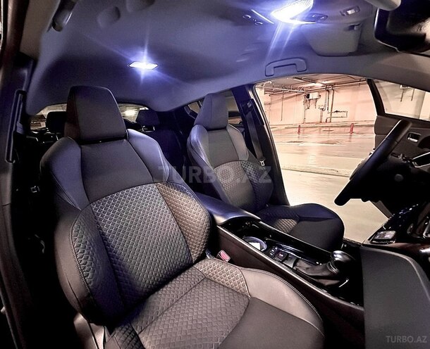 Toyota C-HR 2023, 56,000 km - 1.8 l - Bakı
