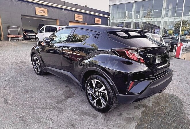 Toyota C-HR 2023, 56,000 km - 1.8 l - Bakı