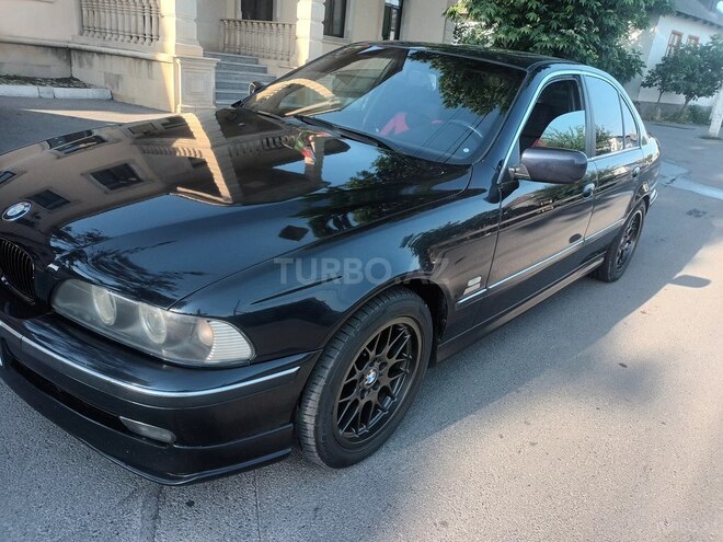 BMW 525 2000, 286,000 km - 2.5 l - Göyçay