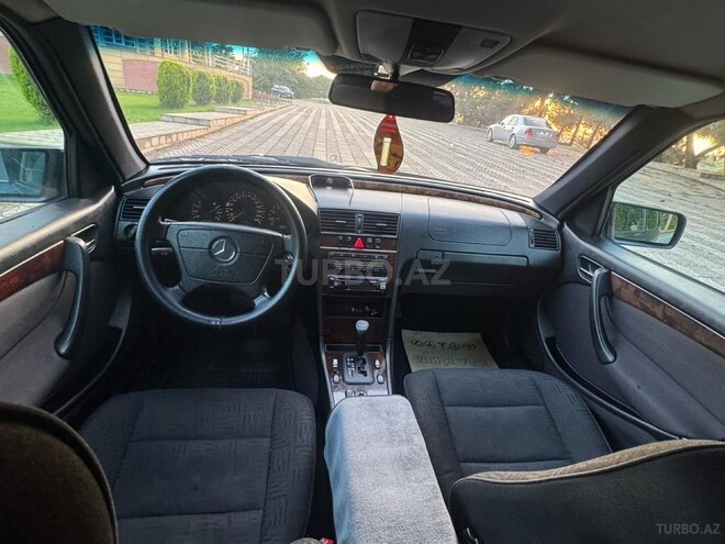 Mercedes C 240 1997, 324,000 km - 2.4 l - Cəlilabad