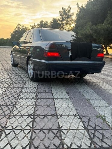 Mercedes C 240 1997, 324,000 km - 2.4 l - Cəlilabad