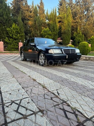 Mercedes C 240 1997, 324,000 km - 2.4 l - Cəlilabad