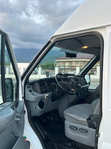 Ford Transit 2009, 237,056 km - 2.2 l - İsmayıllı