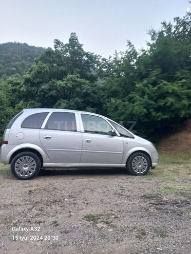 Opel Meriva-6