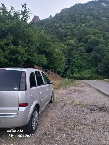 Opel Meriva-3