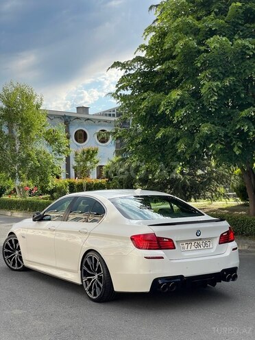 BMW 528 2015, 220,000 km - 2.0 l - Zaqatala