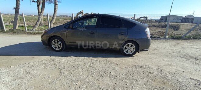 Toyota Prius-10