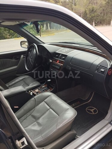 Mercedes C 220 1996, 330,000 km - 2.2 л - Sumqayıt