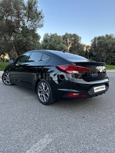 Hyundai Elantra 2019, 119,389 km - 2.0 l - Bakı