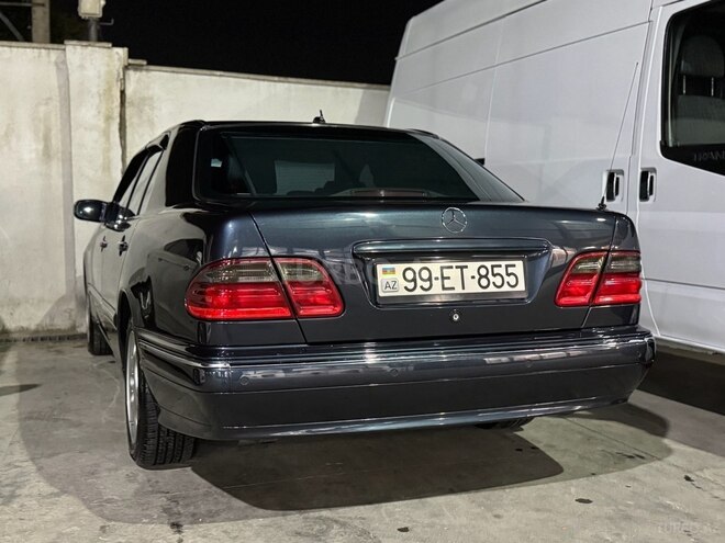 Mercedes E 270 2001, 575,500 km - 2.7 л - Bakı