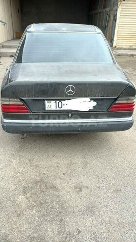 Mercedes E 230 1990, 250,000 km - 2.3 l - Bakı
