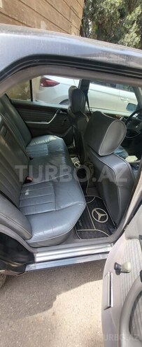Mercedes E 230 1990, 250,000 km - 2.3 l - Bakı