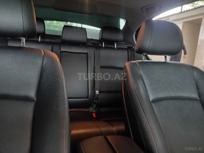 BMW 528 2014, 193,000 km - 2.0 l - Neftçala