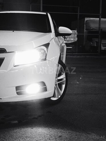 Chevrolet Cruze-2