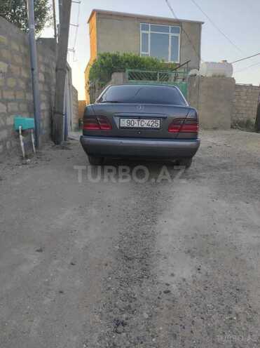 Mercedes E 220 d 1999, 492,000 km - 2.2 л - Bakı