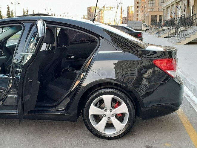 Chevrolet Cruze 2011, 235,000 km - 1.8 l - Sumqayıt