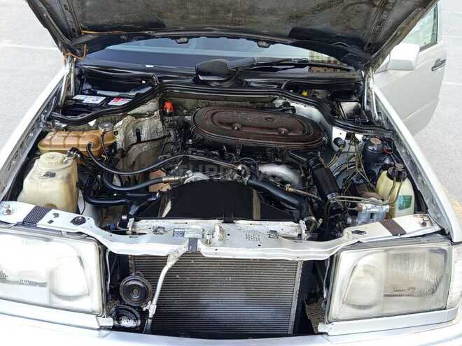 Mercedes 190 1991, 228,000 km - 2.3 l - Bakı
