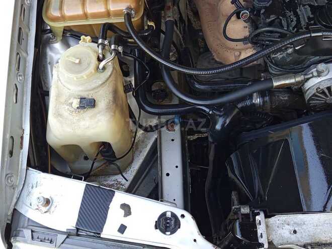 Mercedes 190 1991, 228,000 km - 2.3 l - Bakı