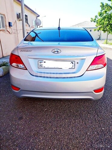 Hyundai Accent 2015, 198,000 km - 1.6 l - Naxçıvan