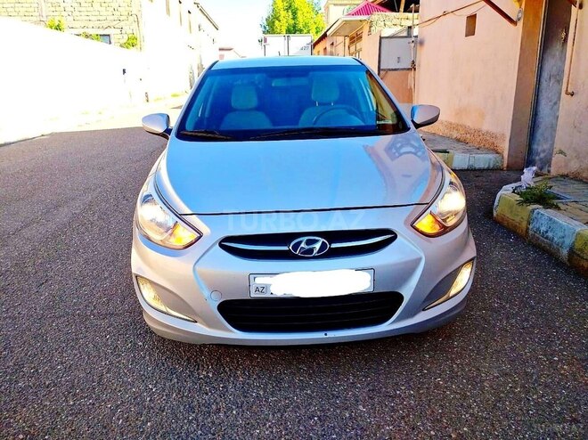 Hyundai Accent 2015, 198,000 km - 1.6 l - Naxçıvan