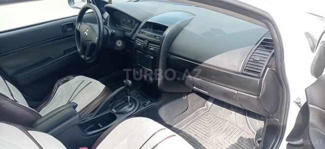 Mitsubishi Galant 2010, 218,472 km - 2.4 l - Gəncə