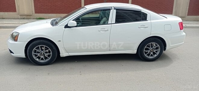 Mitsubishi Galant 2010, 218,472 km - 2.4 l - Gəncə