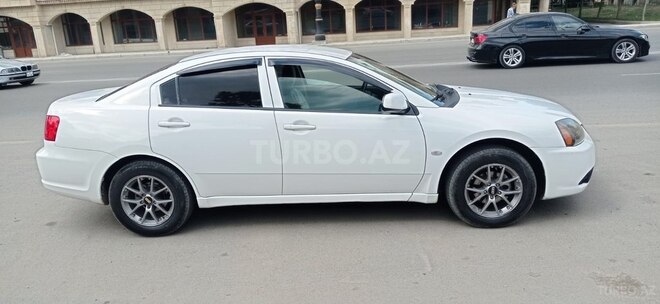 Mitsubishi Galant 2010, 218,472 km - 2.4 l - Gəncə