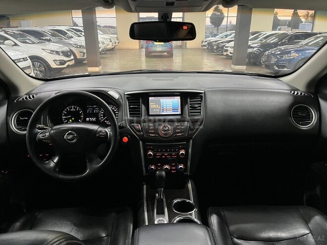 Nissan Pathfinder 2012, 281,915 km - 3.5 l - Sumqayıt