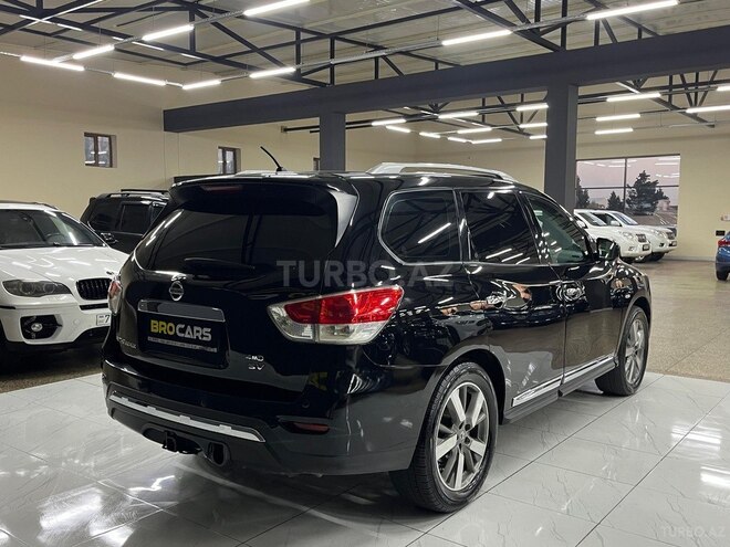 Nissan Pathfinder 2012, 281,915 km - 3.5 l - Sumqayıt