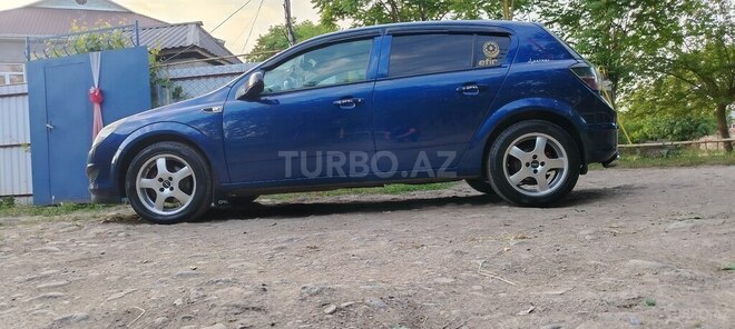 Opel Astra 2009, 325,325 km - 1.4 l - Masallı