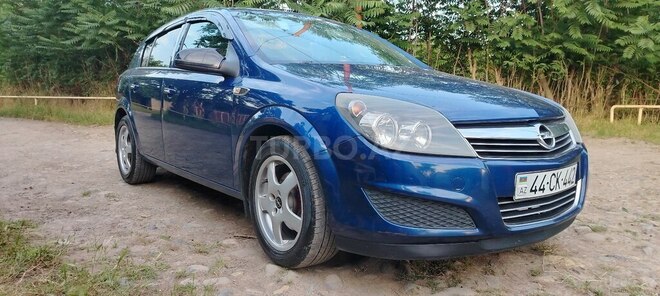 Opel Astra 2009, 325,325 km - 1.4 l - Masallı