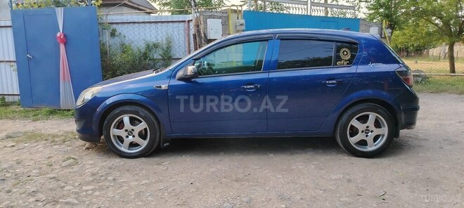 Opel Astra 2009, 325,325 km - 1.4 l - Masallı