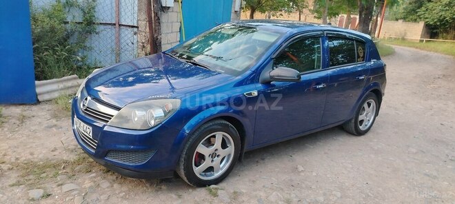 Opel Astra 2009, 325,325 km - 1.4 l - Masallı