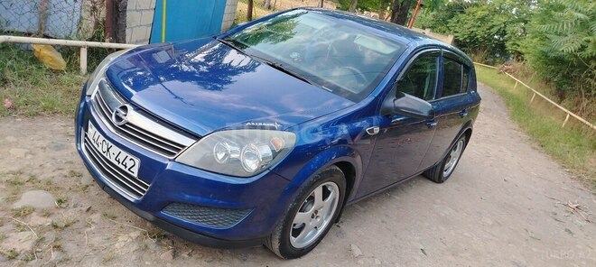 Opel Astra 2009, 325,325 km - 1.4 l - Masallı
