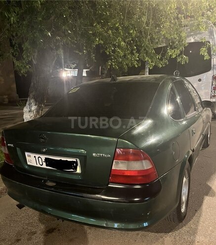 Opel Vectra 1996, 300,000 km - 1.6 l - Sumqayıt