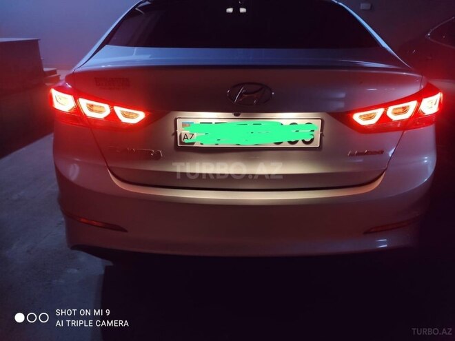 Hyundai Elantra 2017, 140,000 km - 2.0 l - Şirvan